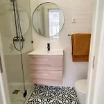 Apartment Central Modern Apt Private Patio Ac *