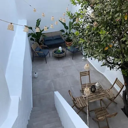 Sunny Terrace Apartment In Graca With Ac And 2 Bathrooms